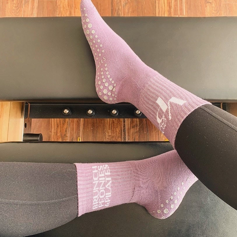 Vaneezeh's Pilates Socks – Minimalist Underwear