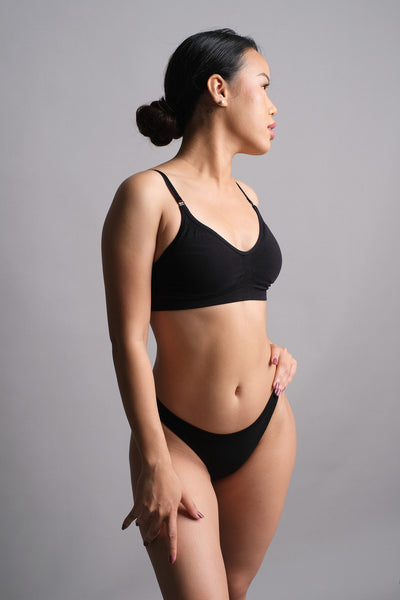 Full Support Set in Black