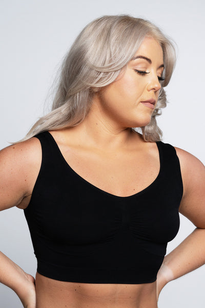 Seamless Bra Top in Black with extra support